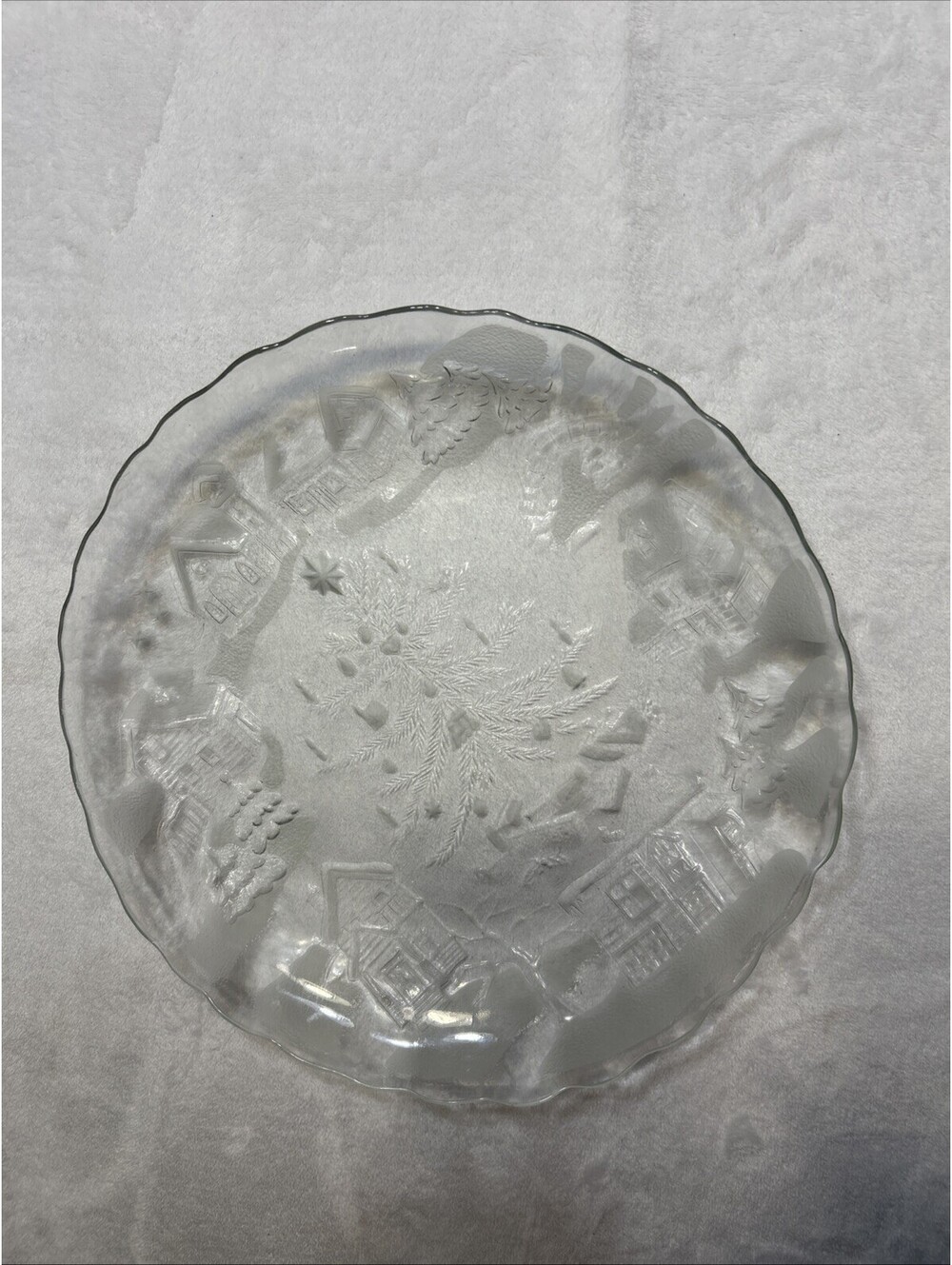 Vintage Crystal Clear Studios Christmas Village 13” Frosted Platter #312234